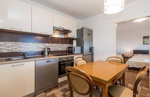 Jablanac House | Gorgeous home in Stinica with WiFi