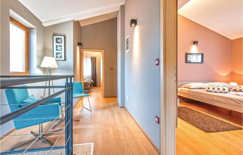 Heki House | Gorgeous Home In Trosti With Jacuzzi