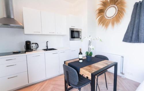 Vinkeveen House | Gorgeous Home In Vinkeveen With Sauna