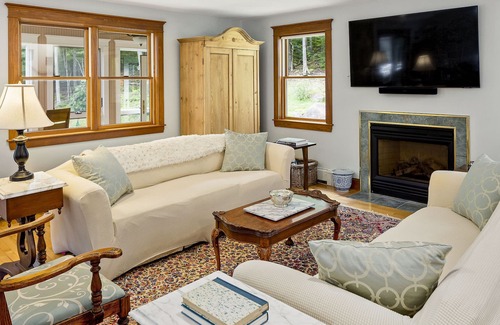 Rockport House | Gorgeous home on 4.5 private acres with AC, firepit, washer/dryer & woods views