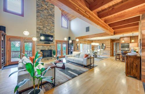 Poulsbo House | Gorgeous Home with Mt Rainier Views 4 Mi to Poulsbo