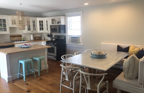 Nantucket Town House | Gorgeous in-town Property w/Large Patio and all the Amenities! Walk to Main St!