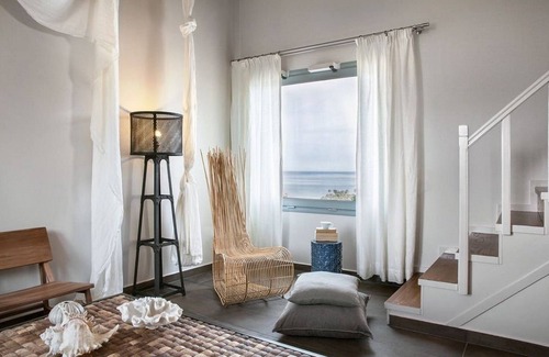 Frourion Villa | Gorgeous Kefalonia Villa | Villa Timothy | 2 Bedrooms | Seafront