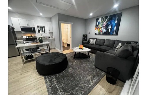 Los Angeles Villa | Gorgeous L.A. Home: In the Center of Everything!