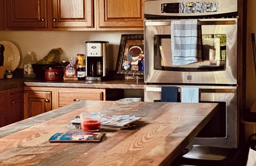 Lesterville House | Gorgeous large rental home in Lesterville MO just minutes from Blackwater River.