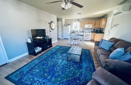 Asheville House | Gorgeous Mountain View, Duplex B, Dog Friendly, Fresh New Look