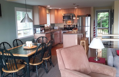 Eidelweiss Village House | Gorgeous Mountain View, 3 BR Home!