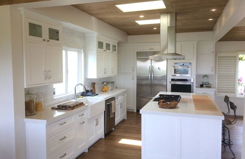 Los Angeles House | Gorgeous Newly Remodeled Open Plan Home With Spectacular City Views and Sunsets.