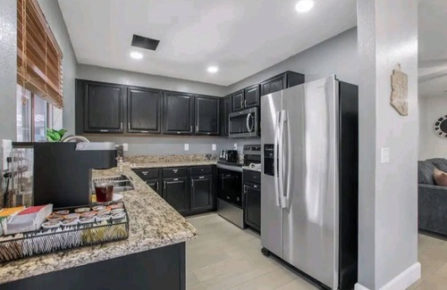 East Mesa House | GORGEOUS OASIS! 3BR 2 BA Full House W/Heated Pool