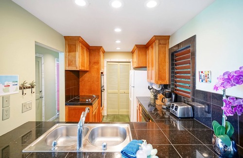Wainiha House | Gorgeous oceanfront house with free WiFi, stellar ocean views & beach access