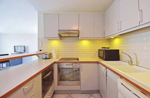 Pelican Key Apartment | Gorgeous Oceanview Apartment W/Generator