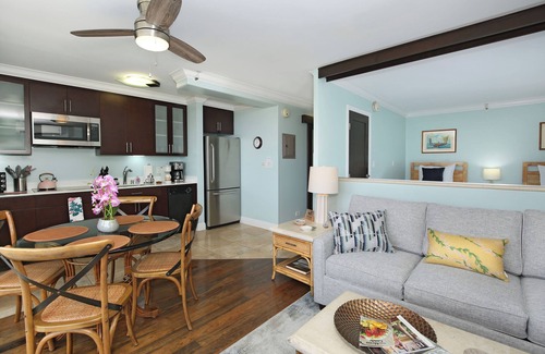 Waikiki Condo | Gorgeous partial Ocean View in the Heart of Waikiki! FREE Parking & Wi-Fi!