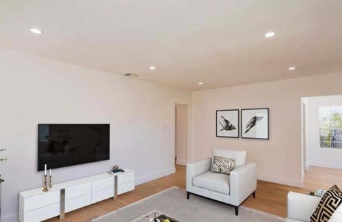 Encino House | Gorgeous Private Villa With Guest House