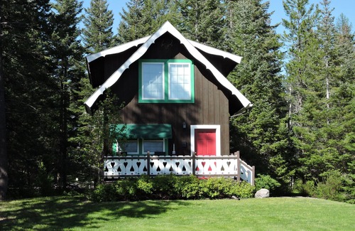Kalispell Cottage | Gorgeous Property Located Just 30 Minutes From Glacier National Park