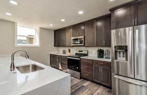 Sterling Apartment | Gorgeous Remodeled Studios!
