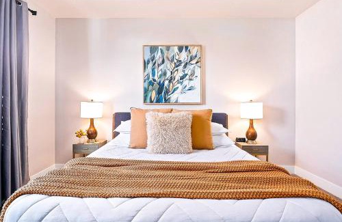 Meridian House | Gorgeous & Secluded 3BD 2BA Getaway by The Village at Meridian