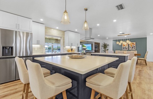 Saint James City House | Gorgeous & Spacious 3/3.5, Incredible Water Views! Sleeps 9!