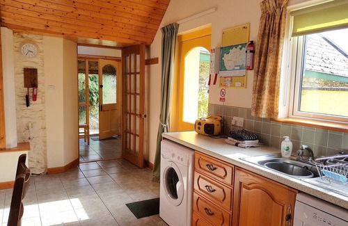 Whitechurch Cottage | Gorgeous spacious cottage in pretty garden setting in Sunny South East Ireland!