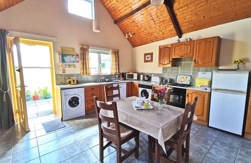 Whitechurch Cottage | Gorgeous spacious cottage in pretty garden setting in Sunny South East Ireland!