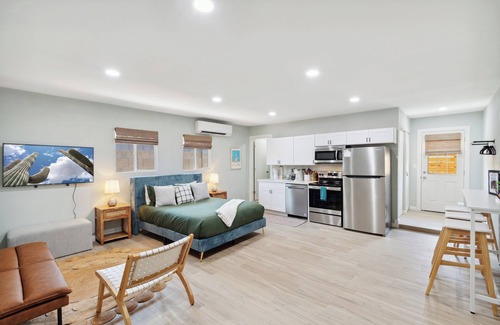 Tempe Apartment | Gorgeous Studio | Pool | Near ASU