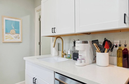 Tempe Apartment | Gorgeous Studio | Pool | Near ASU