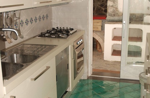 Marina Piccola Villa | Gorgeous villa on the Faraglioni 3 rooms 6 places + extra suite 2 places