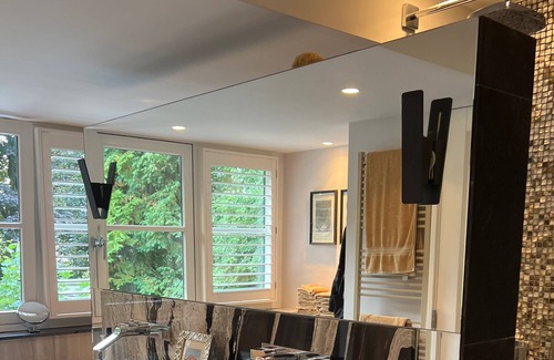 Blaricum Villa | Gorgeous villa steps to romantic historic village full services and shops