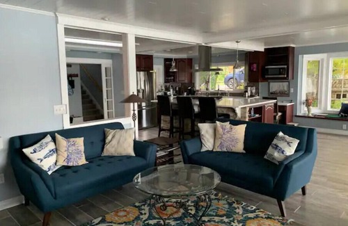 Retsil House | Gorgeous waterfront home with new hot tub and beautiful afternoon sunsets.