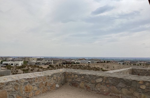 Chamberino House | Gorgeous West Side Desert Oasis