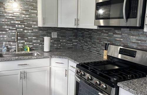 Geneva-on-the-Lake House | GOTL Coastal Cottage- Sunset Vacation Rentals