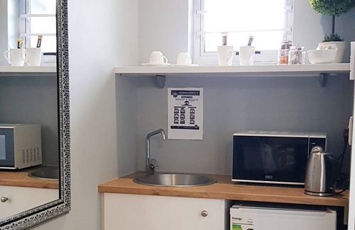 Potchefstroom Bed & Breakfast | Graceland Guest House