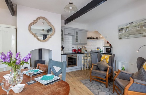 Addingham Cottage | Grade II Quirky Yorkshire Cottage