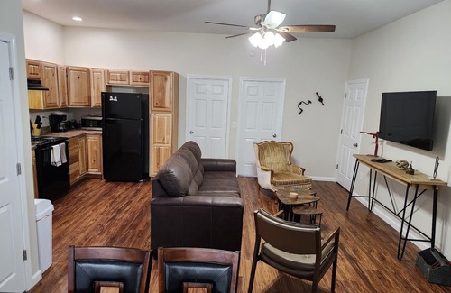 Bluewell Apartment | Grampy's Garage Hatfield-McCoy Trails