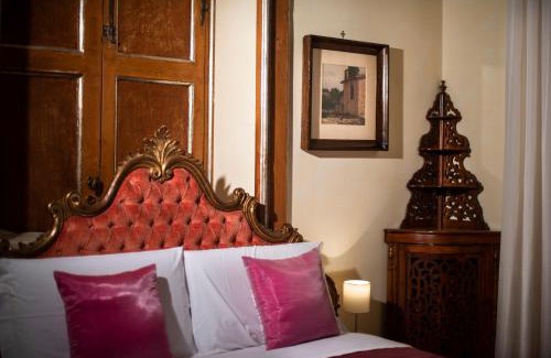 Historic Center Bed & Breakfast | Gran Suite Piazza Maggiore - T&T communications