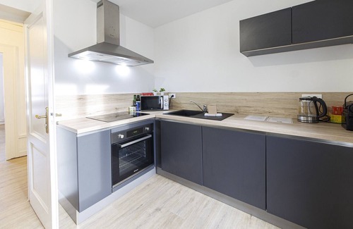 Downtown Angers Apartment | Grand appartement hyper centre ville d'Angers