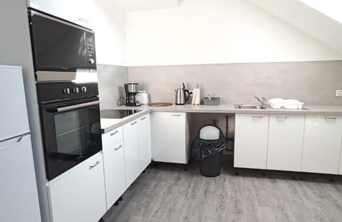 Denain Apartment | Grand appartement lumineux.