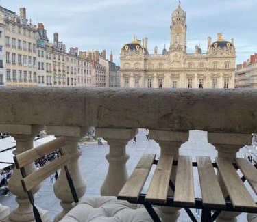 Terreaux - Bat d'argent Apartment | Grand Balcon Place des Terreaux