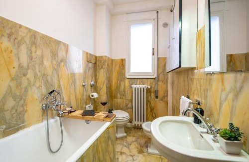 Historic Centre Apartment | Grand Billiard Exclusive Home