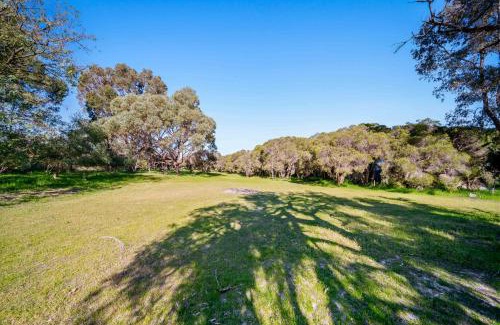 Jandakot House | Grand Country Estate 6BR nr Airport