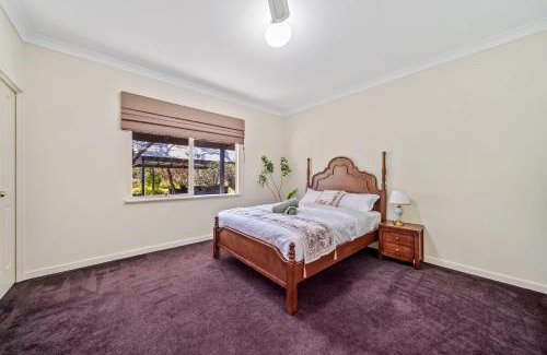Jandakot House | Grand Country Estate 6BR nr Airport