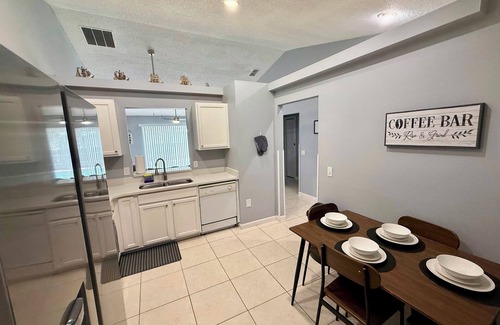 Haines City House | Grand Deluxe Pines 3BR Pool Home near Disney