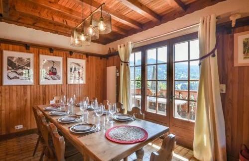Les Gets Apartment | Grand Duplex en Chalet : 5 Ch, Sud, Skis aux Pieds, Navette Gratuite, 12 pers. - FR-1-685-39