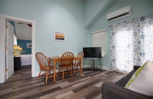 Grand Haven Apartment | Grand Harbor Apartments 209 Clinton Unit 3