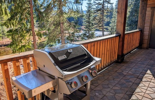 Government Camp House | Grand Lodge 3 at the Official Collins Lake Resort