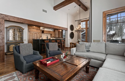 Empire Pass Condo | Grand Lodge - Four Bedroom #405 - Ski-in/ski-out 4 Condo