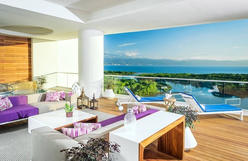 Nuevo Vallarta Condo | Grand Luxxe Nuevo Vallarta 4BR/5BA Residence