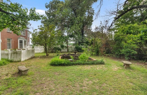 Fort Smith Apartment | Grand Mansion-Royal Crown suite