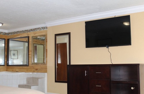 Reform Hotel | Grand Motel Inn and Suites of Reform AL