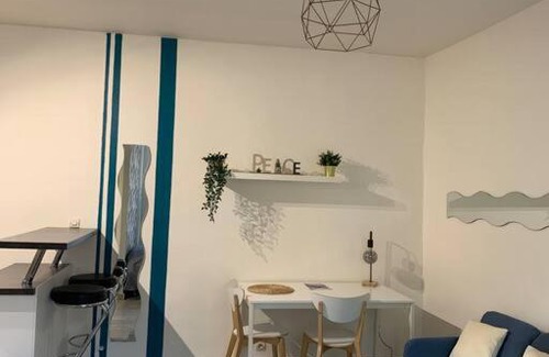 Jacquard - Prefecture Apartment | Grand studio centre ville Saint-Etienne