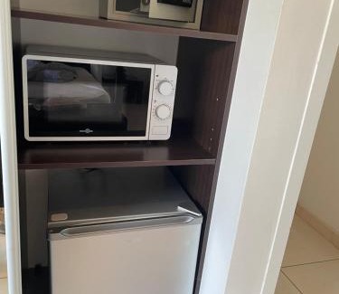 Ensues-la-Redonne Bed & Breakfast | Grand Studio "Figuières" - Domaine Ciel et Mer